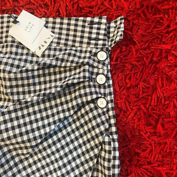 White and black print mini skirt - Picture 2 of 3